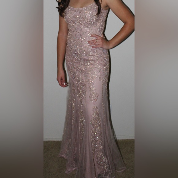 PROM DRESS - Picture 7 of 7